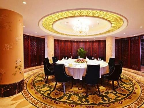 Jinling Danyang Hotel