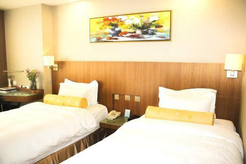 Jinling Danyang Hotel