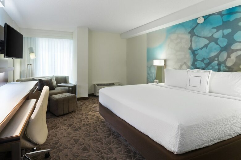 Hotel Courtyard By Marriott Miami Downtown