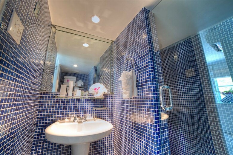 Beacon Hotel