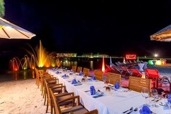 Hotel Centara Ras Fushi Resort And Spa