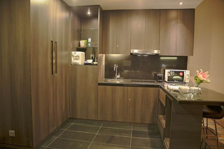 Novotel Kolkata Hotel And Residences