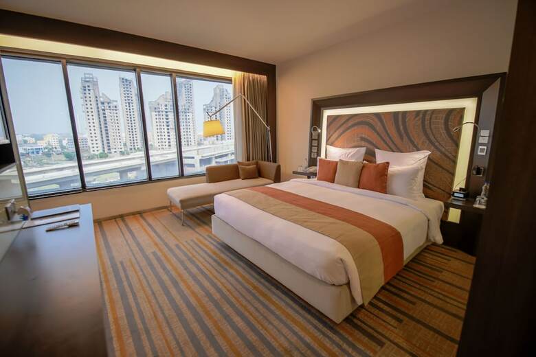 Novotel Kolkata Hotel And Residences