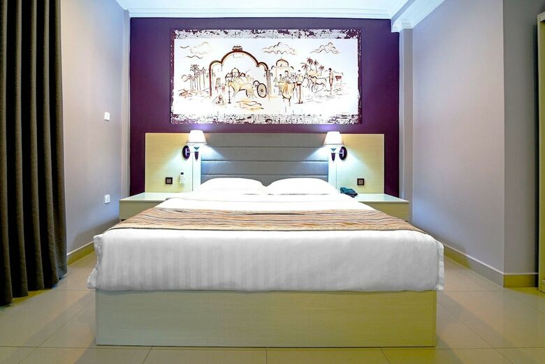 Tilko Jaffna City Hotel