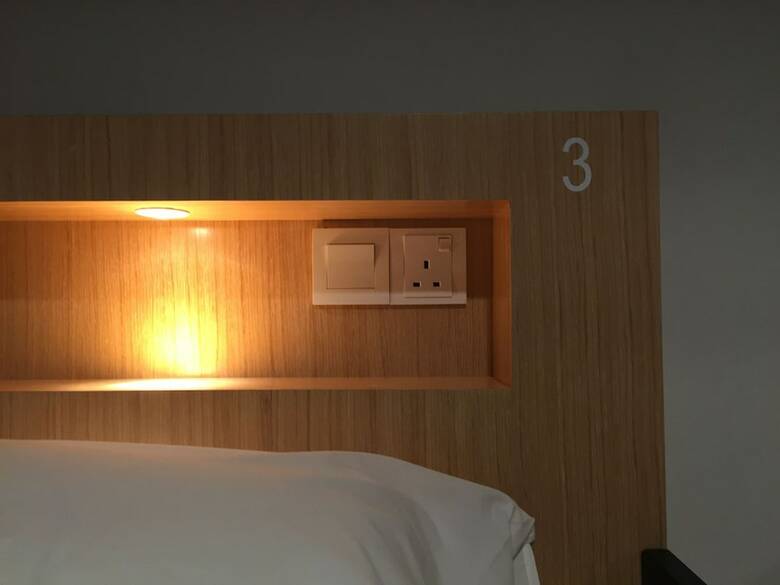 Hostal The Frame Guesthouse