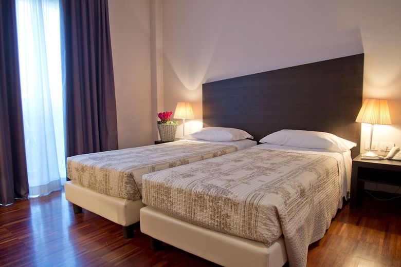 Hotel Cavour In Novara