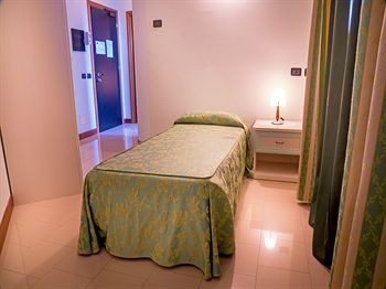 Eden Hotel