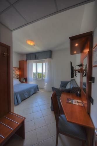 Hotel Noris