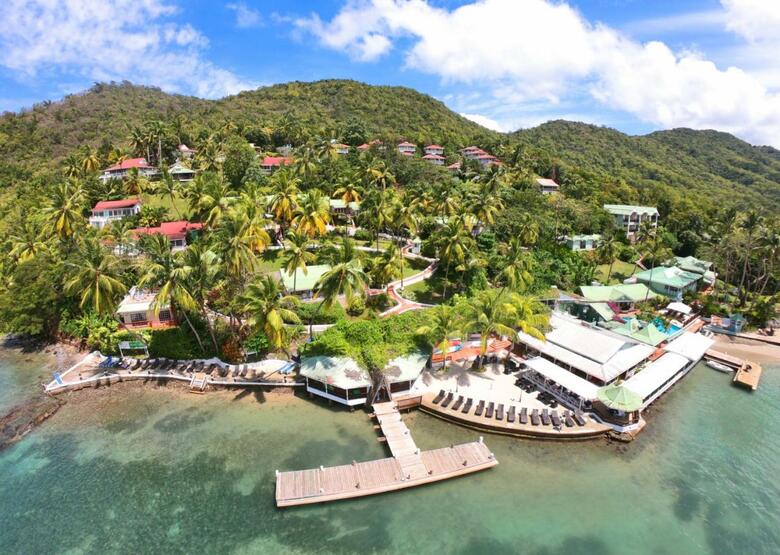 Hotel Marigot Beach Club & Dive Resort