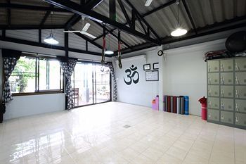 Bed & Breakfast Mon Lodge & Yoga Donmuang