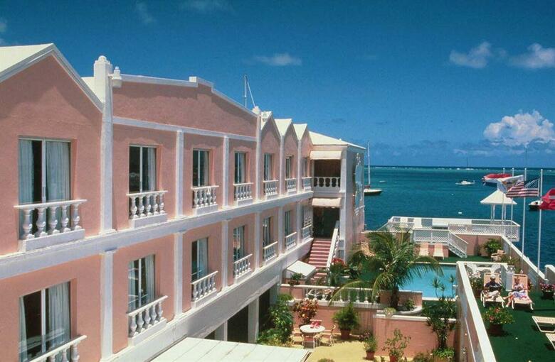 Hotel Caravelle