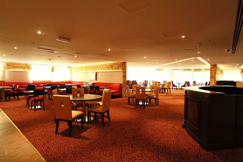 Golden Ocean Hotel