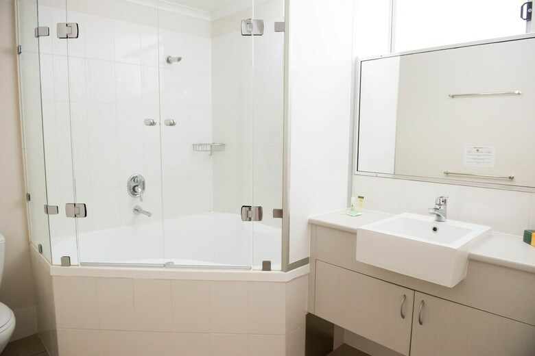 Hotel Capella Coach Inn
