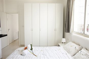 Kerem Hateiminim Apartments