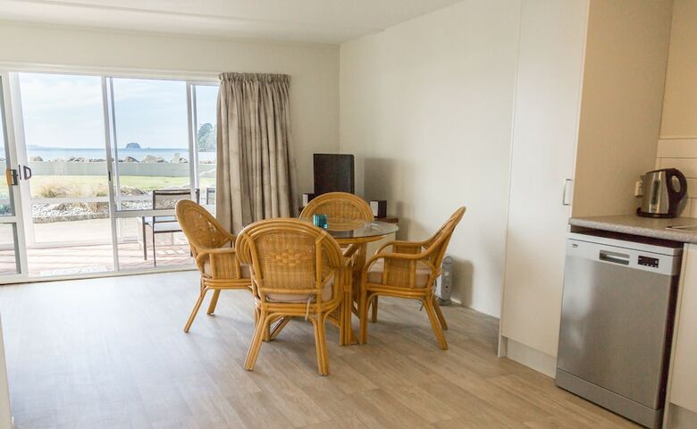 Motel Waterfront Apartments Whitianga