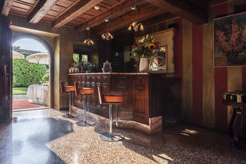Hotel Villa Del Quar