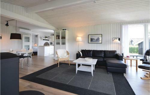 Hostal Holiday Home Strandv�nget B�rkop VI