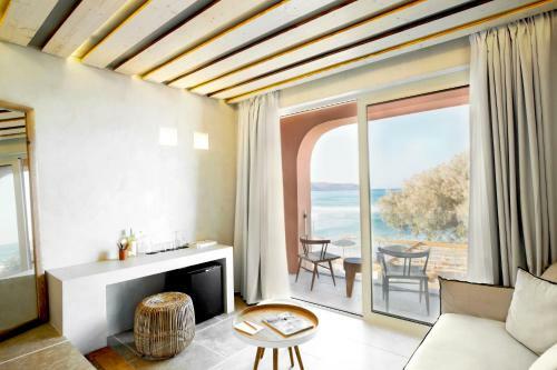 Apartamento The Theodore Boutique Hotel