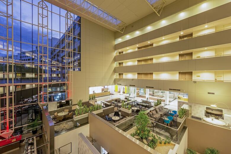 Hotel Crowne Plaza Canberra