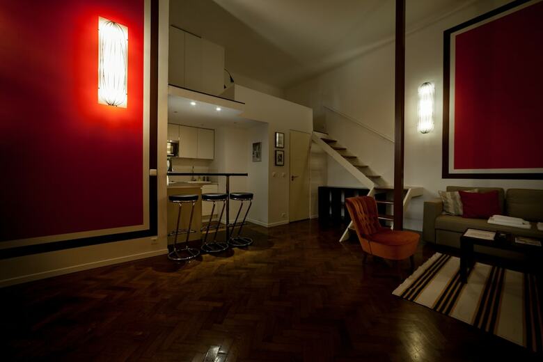 Kadar Apartments