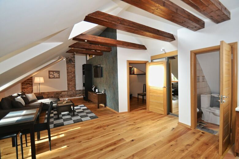 Rentida Apartments