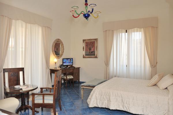 Hotel Santa Lucia