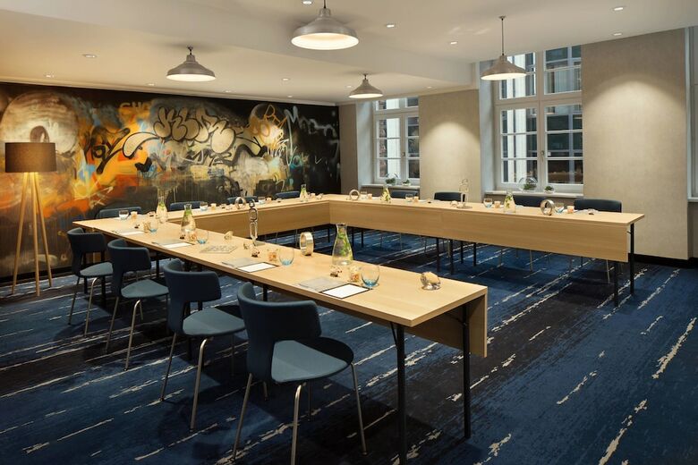 Hotel Renaissance Hamburg