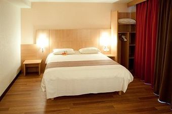 Hotel Ibis Rennes Beaulieu