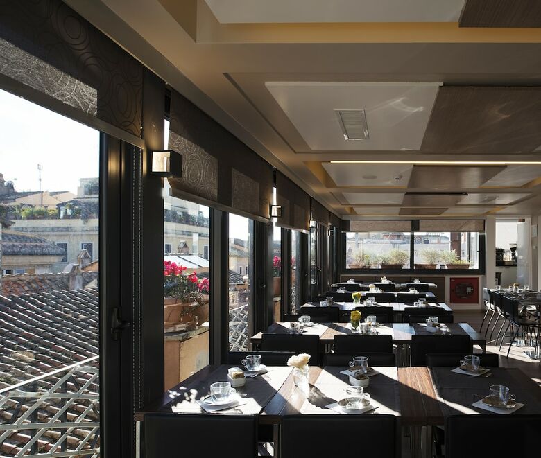 Hotel Trevi