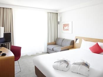 Hotel Novotel Chartres