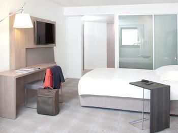 Hotel Novotel Chartres