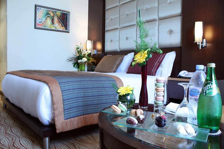 Hotel Golden Tulip Farah