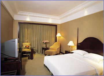 Grand Royal Hotel