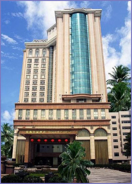 Grand Royal Hotel