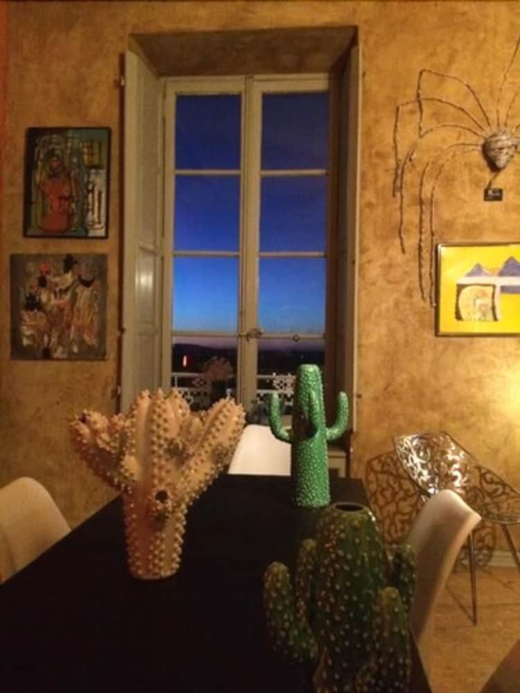 Hostal Castel Pierre Lisse