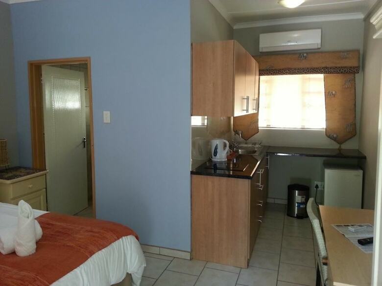 Bed & Breakfast Hotel Pension Casa Africana