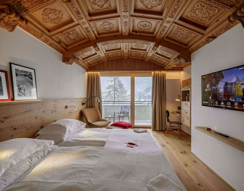 Hotel Allalin