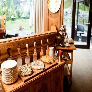 Hotel Alpenhof