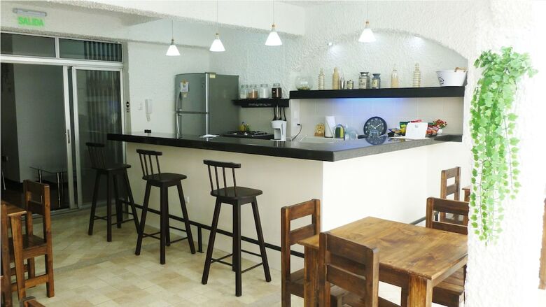 Hostal Villa64