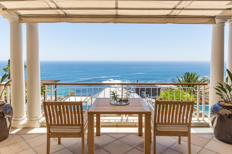 Compass House Boutique Hotel