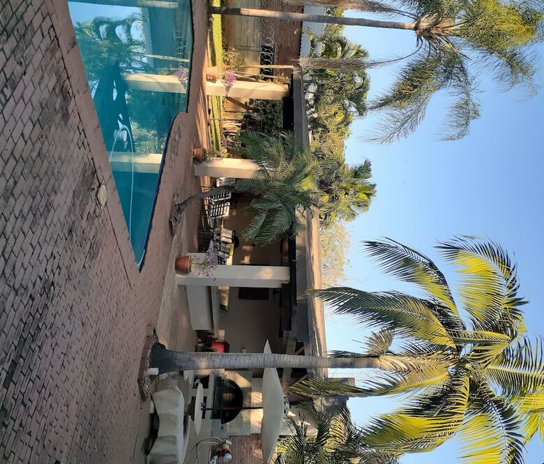 Hostal Komati Guesthouse