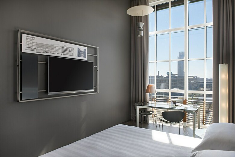 Hotel Doubletree By Hilton Turin Lingotto