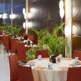 Hotel Doubletree By Hilton Turin Lingotto