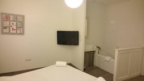 P'tit Dej-hotel Martigues Le 5