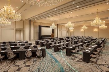 Grand Bohemian Hotel Mountain Brook, Autograph Collection