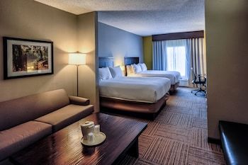 Holiday Inn Express Hotel & Suites Pell City