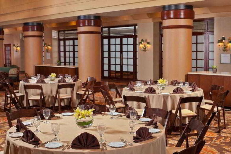 Hotel Sheraton Suites San Diego At Symphony Hall
