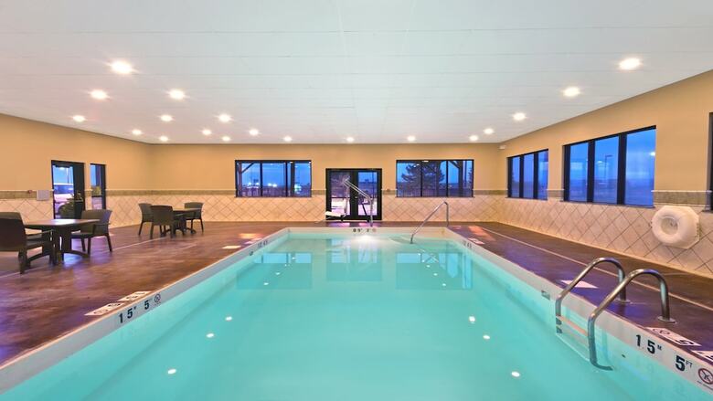 Holiday Inn Express Hotel & Suites Colby