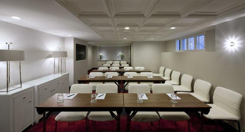 Hotel Capitol Hill Suites