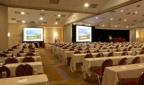Hotel Resort & Conference Center At Hyannis